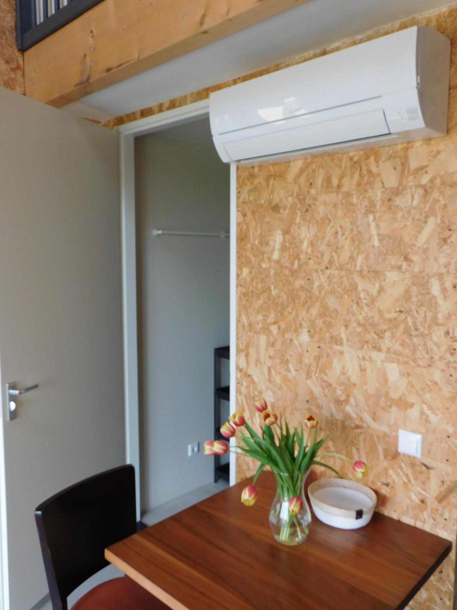 Deel Erf Het 8Ste Werk Apartment กัมเปิน ภายนอก รูปภาพ